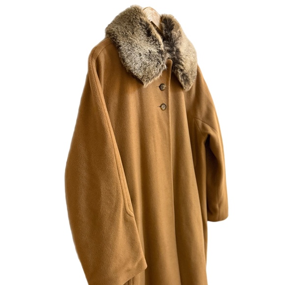 Jones New York Camel Wool Angora Coat w Removable Faux Fur Collar – Canada Made - Picture 4 of 14